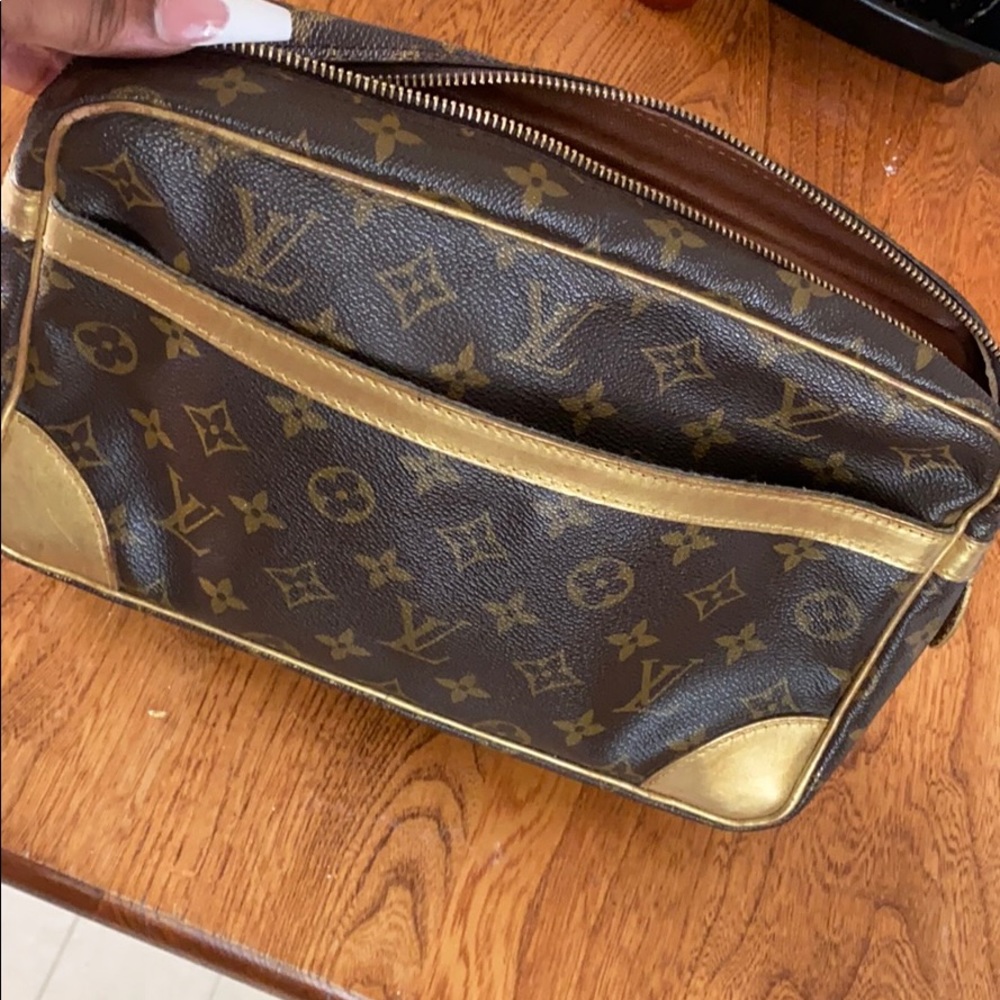 Vintage Louis Vuitton clutch